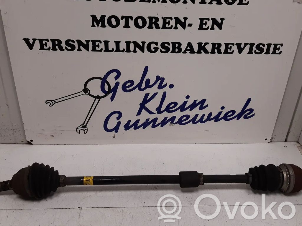 Opel Meriva B Półoś przednia 