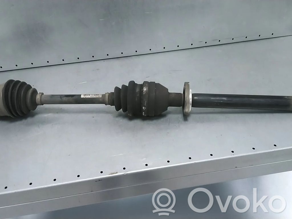 Opel Astra J Półoś przednia 