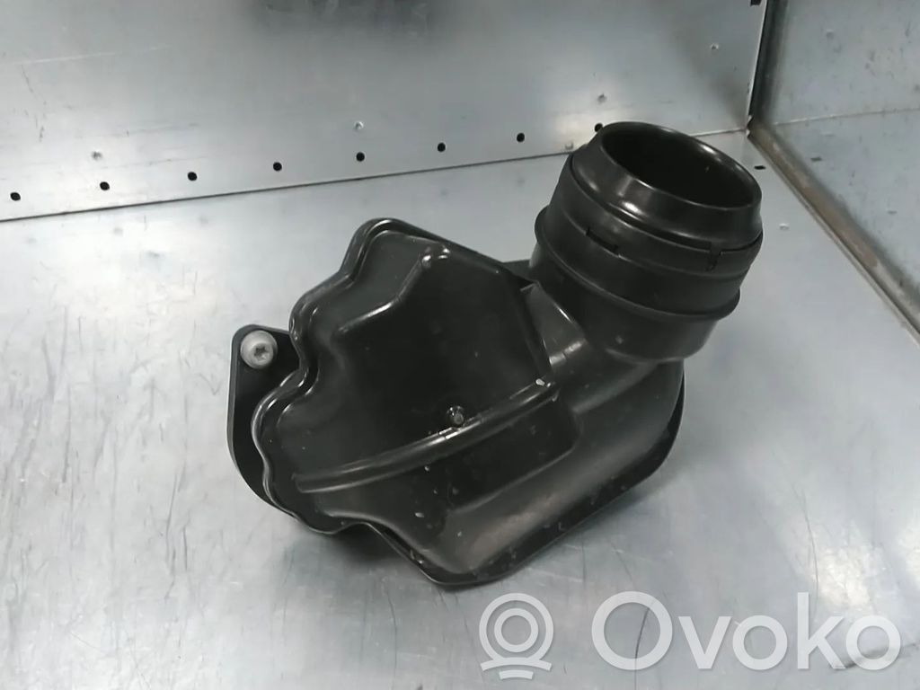 Volkswagen T-Cross Air intake hose/pipe 