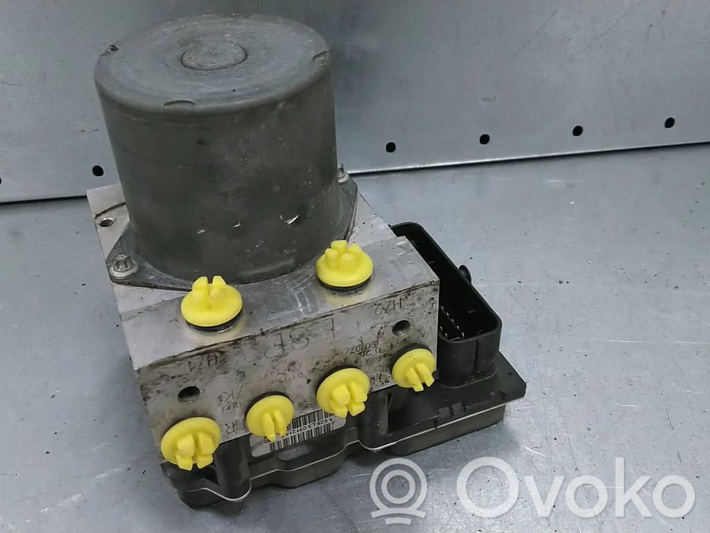 Audi A4 S4 B8 8K ABS-pumppu 
