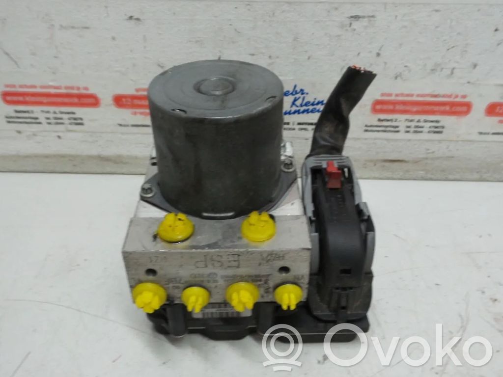 Audi A4 S4 B6 8E 8H ABS Pump 