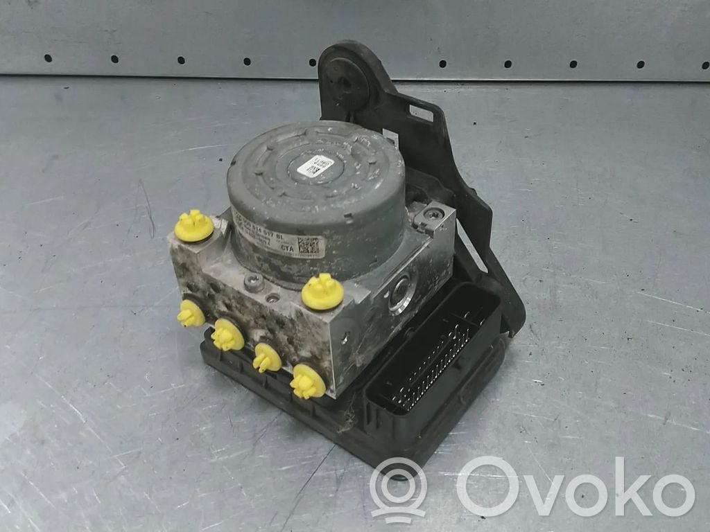 Volkswagen Golf VII ABS Blokas 
