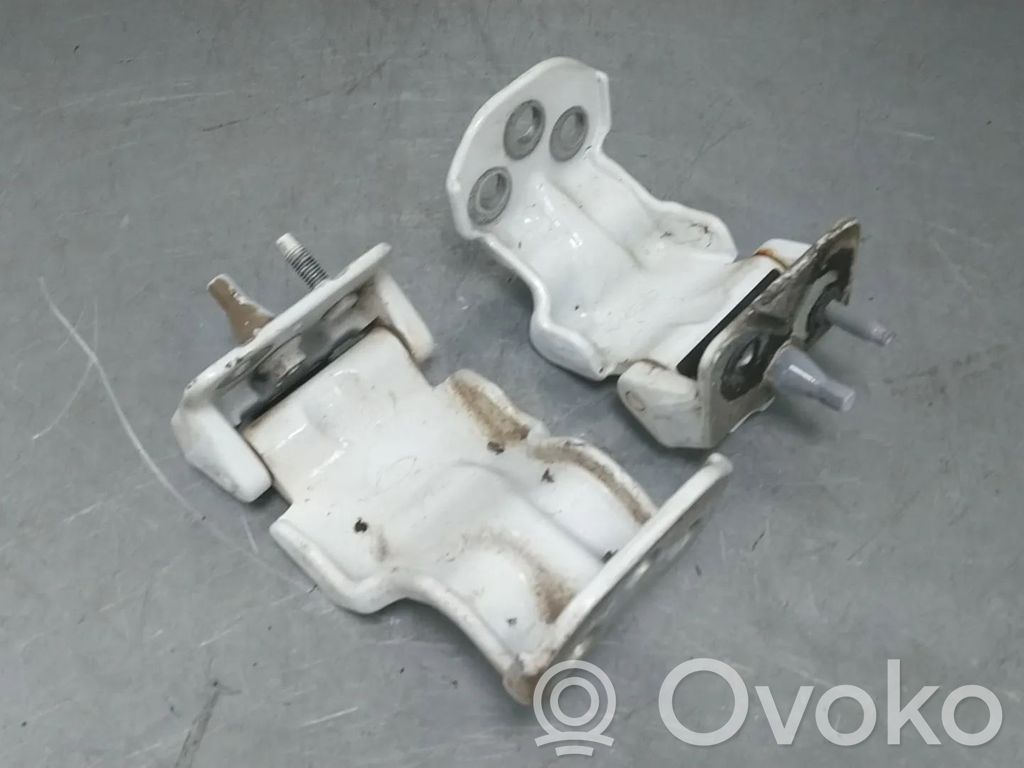 Tailgate/trunk/boot hinge   2381179,2381173,HK31V42983AD,HK31V429A15AD