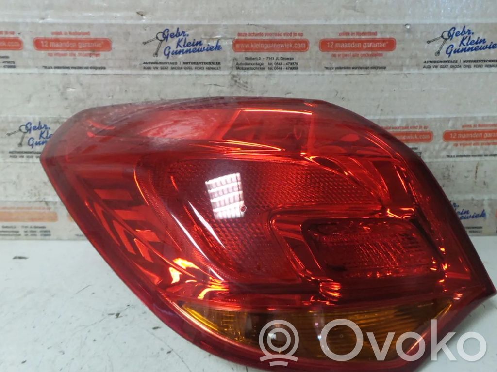 Opel Astra J Lampa tylna 