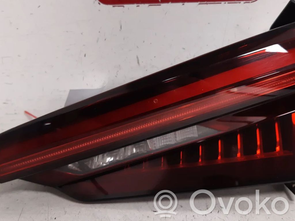 Takavalot   8W6945094G,8W6945094R