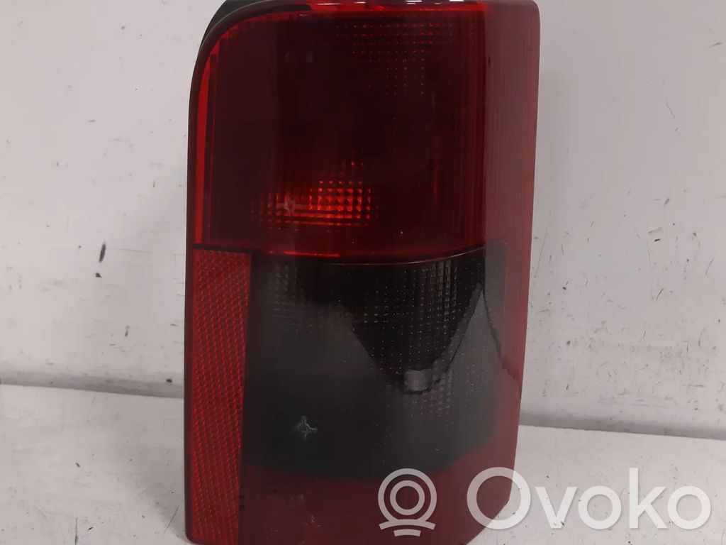 Citroen Berlingo Aizmugurējais lukturis virsbūvē 