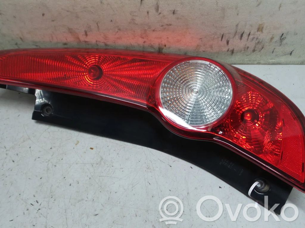 Opel Agila B Lampă spate în caroserie 