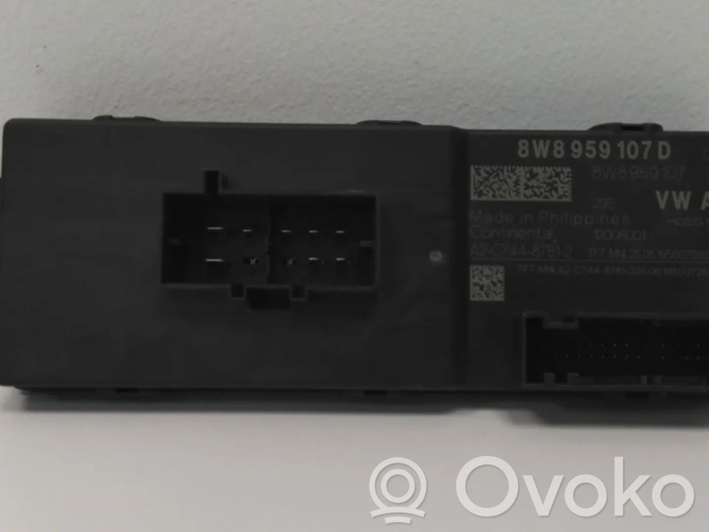 Audi e-tron Tailgate/trunk control unit/module 