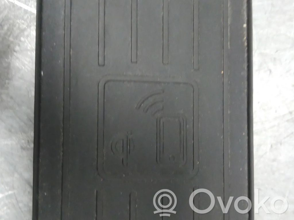 Audi A4 S4 B9 Módulo de carga inalámbrico 