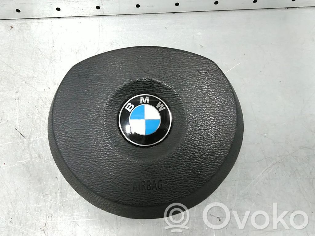 BMW X3 E83 Vairo oro pagalvė 