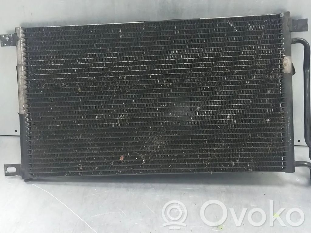 BMW X3 E83 Gaisa kondicioniera dzeses radiators 
