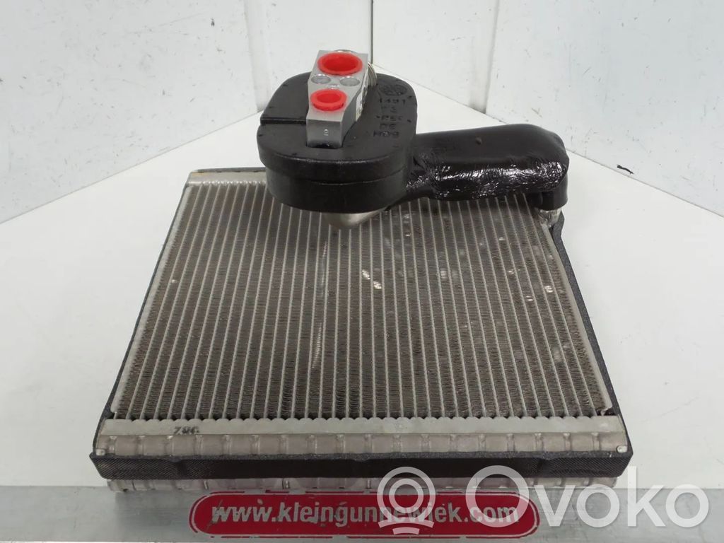 Volkswagen Golf VII Chłodnica nagrzewnicy 