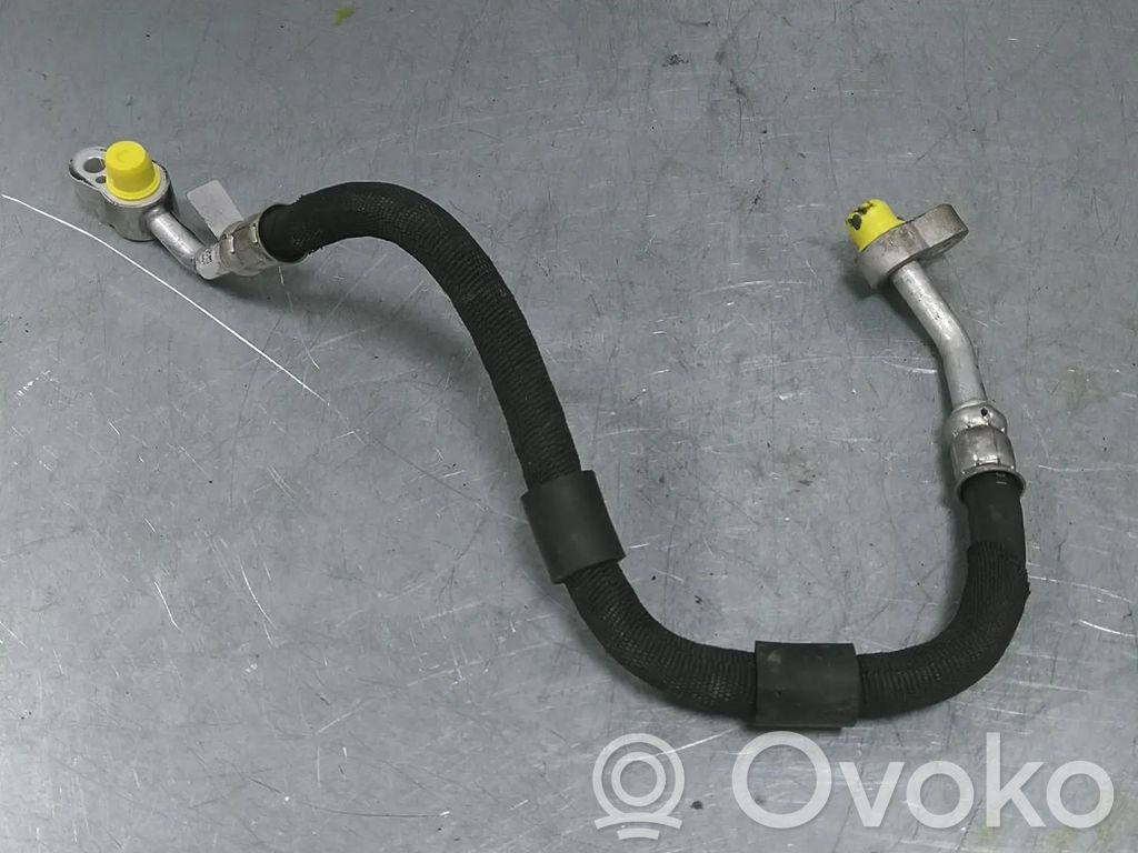 Audi A5 Ilmastointilaitteen putki (A/C) 
