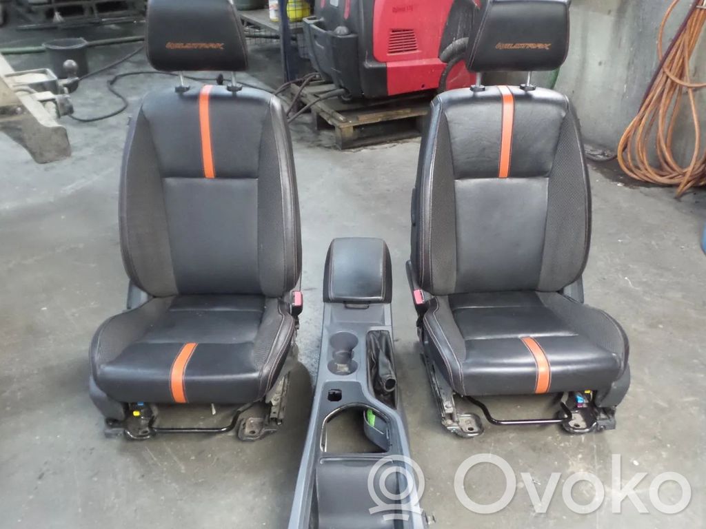 Interior set