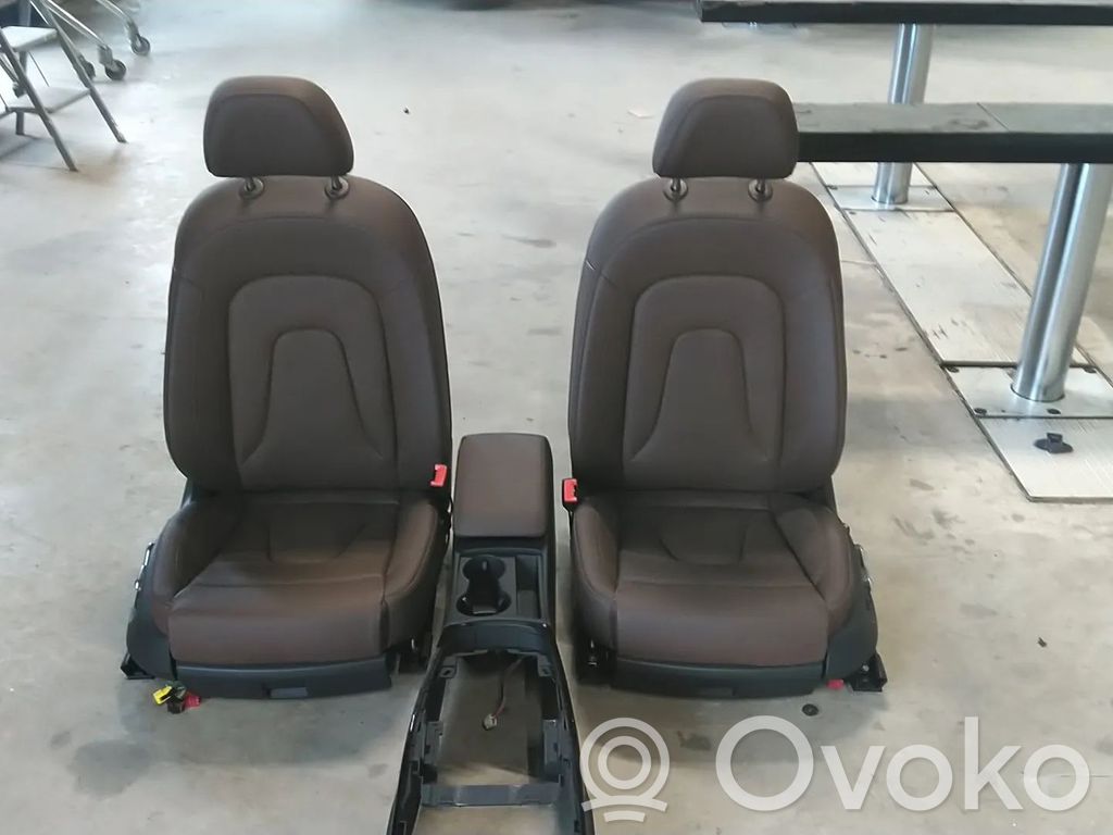 Interior set