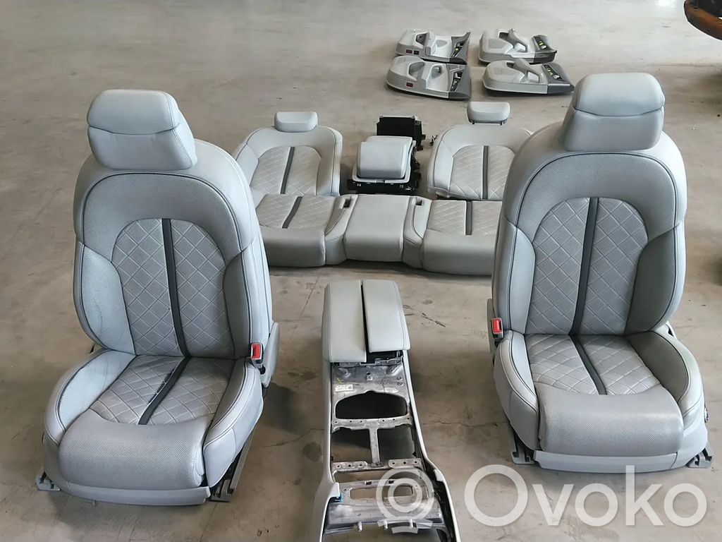 Interior set