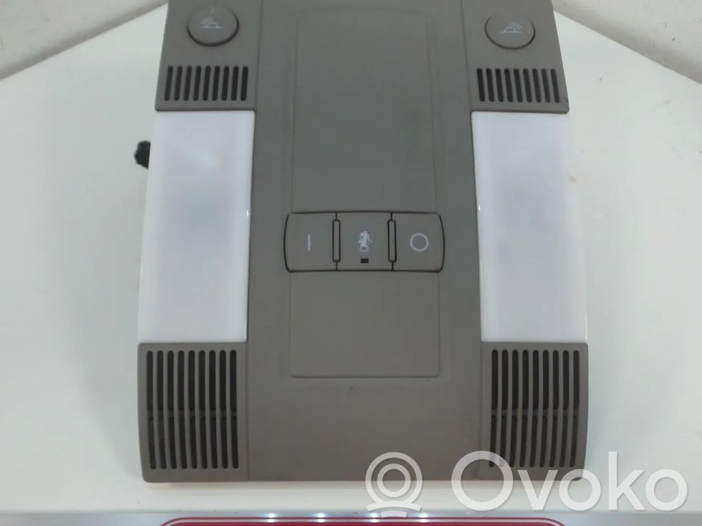 Audi A8 S8 D3 4E Luz del asiento delantero 