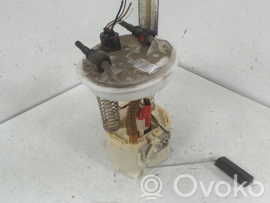 Ford Fusion Bomba interna de combustible 