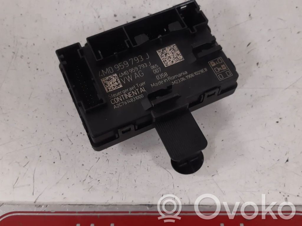 Audi e-tron Door control unit/module 