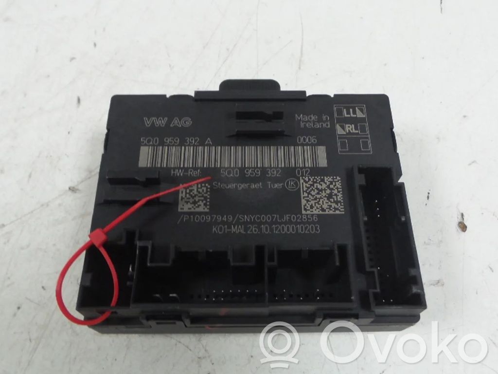 Unidad de control/módulo de la puerta   5Q0959392A,5Q0959392