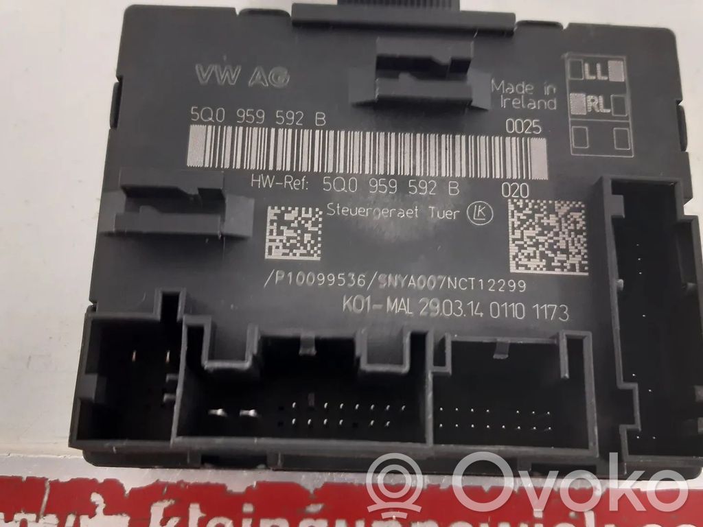 Door control unit/module   5Q0959592B