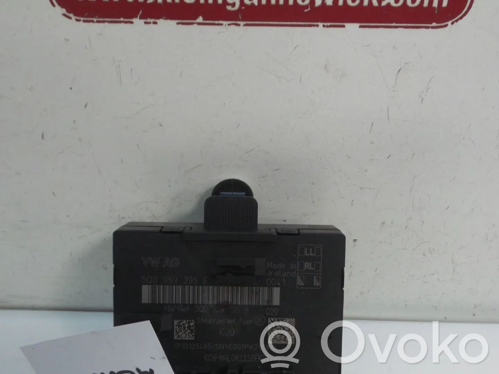 Door control unit/module   5Q0959395E