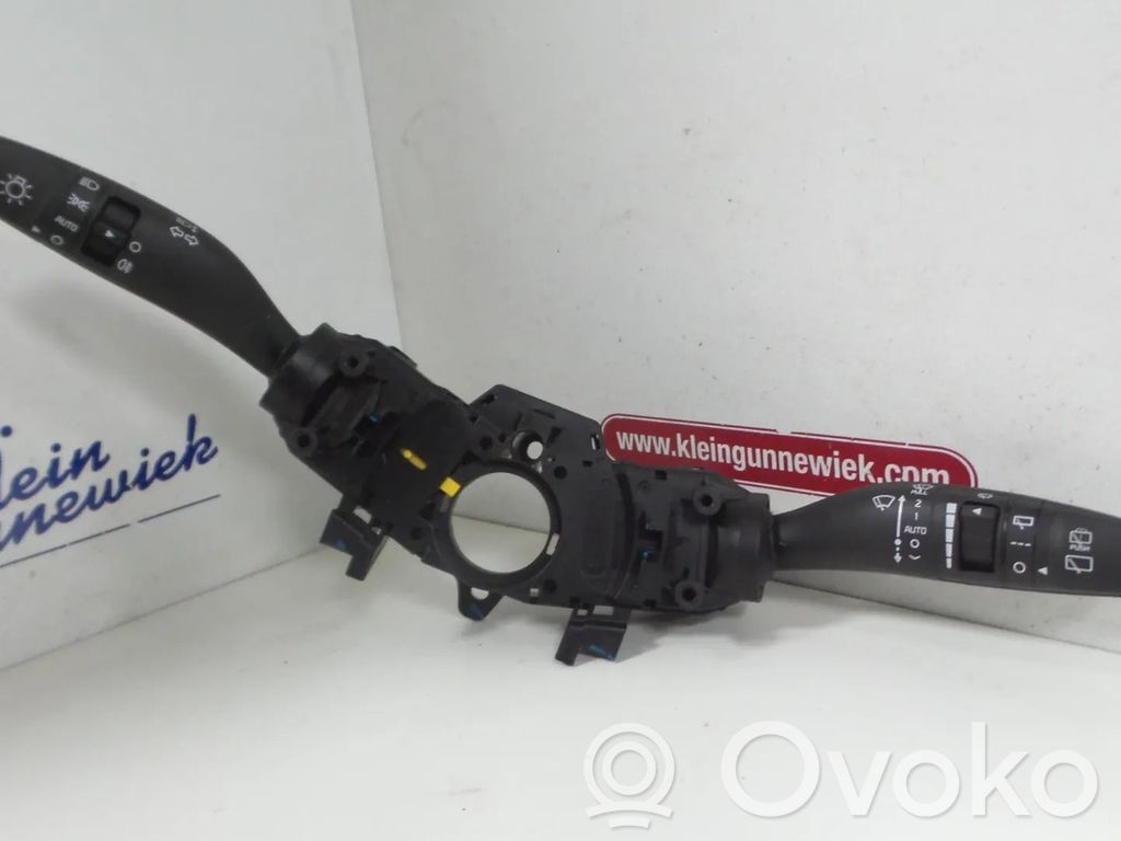 KIA Optima Interruptor/palanca de limpiador de luz de giro 