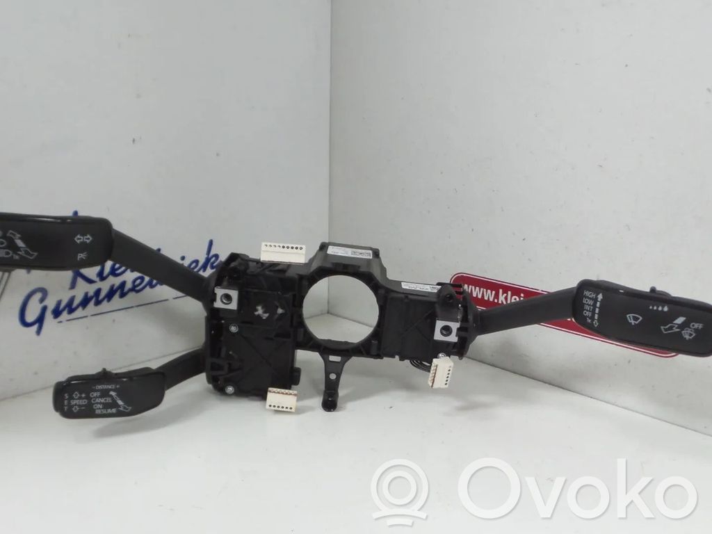 Skoda Superb B8 (3V) Wiper turn signal indicator stalk/switch 