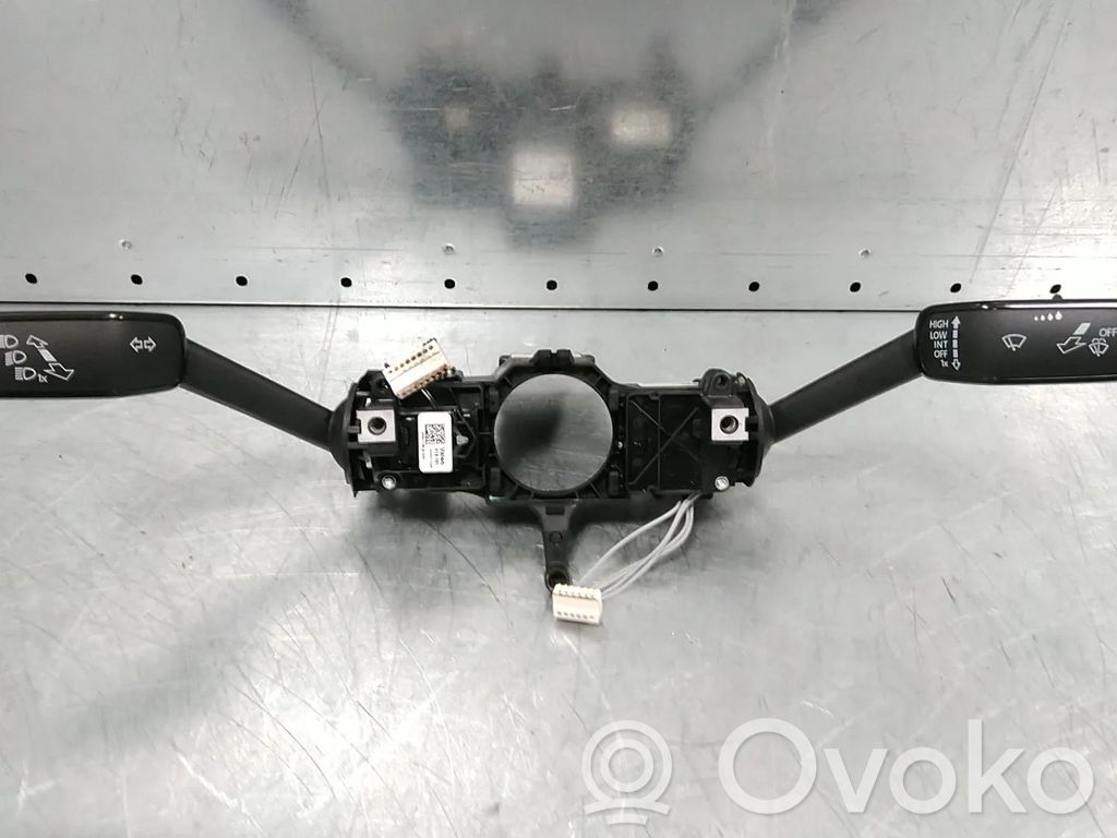 Volkswagen Crafter Interruptor/palanca de limpiador de luz de giro 
