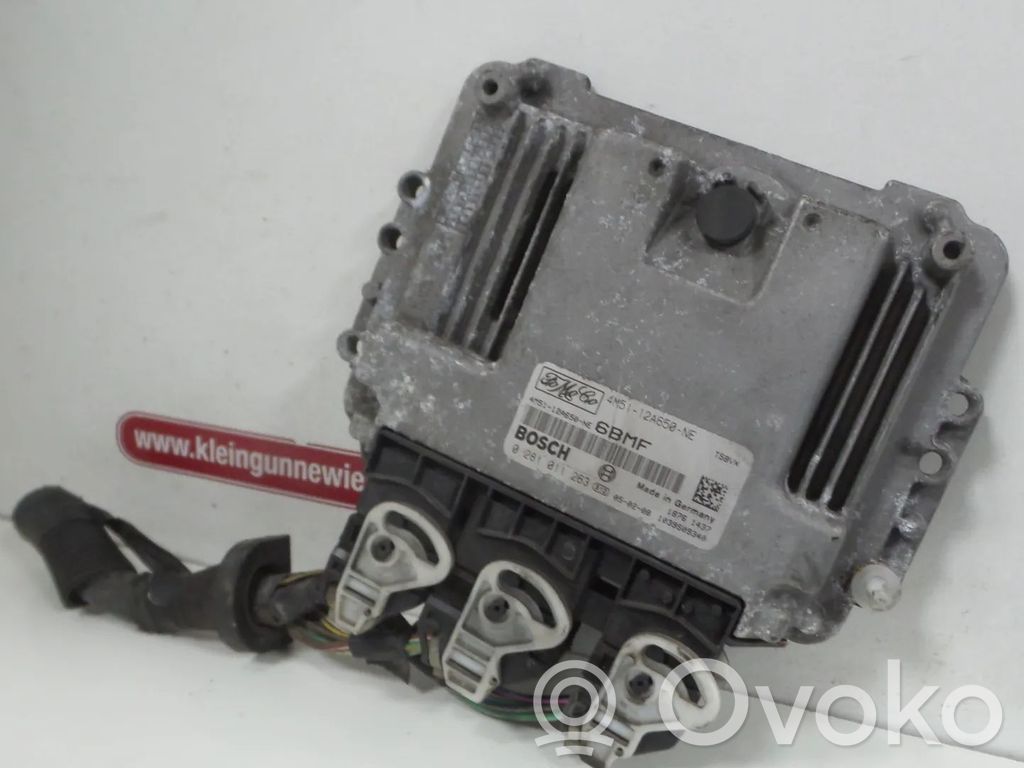 Ford C-MAX I Engine control unit/module 