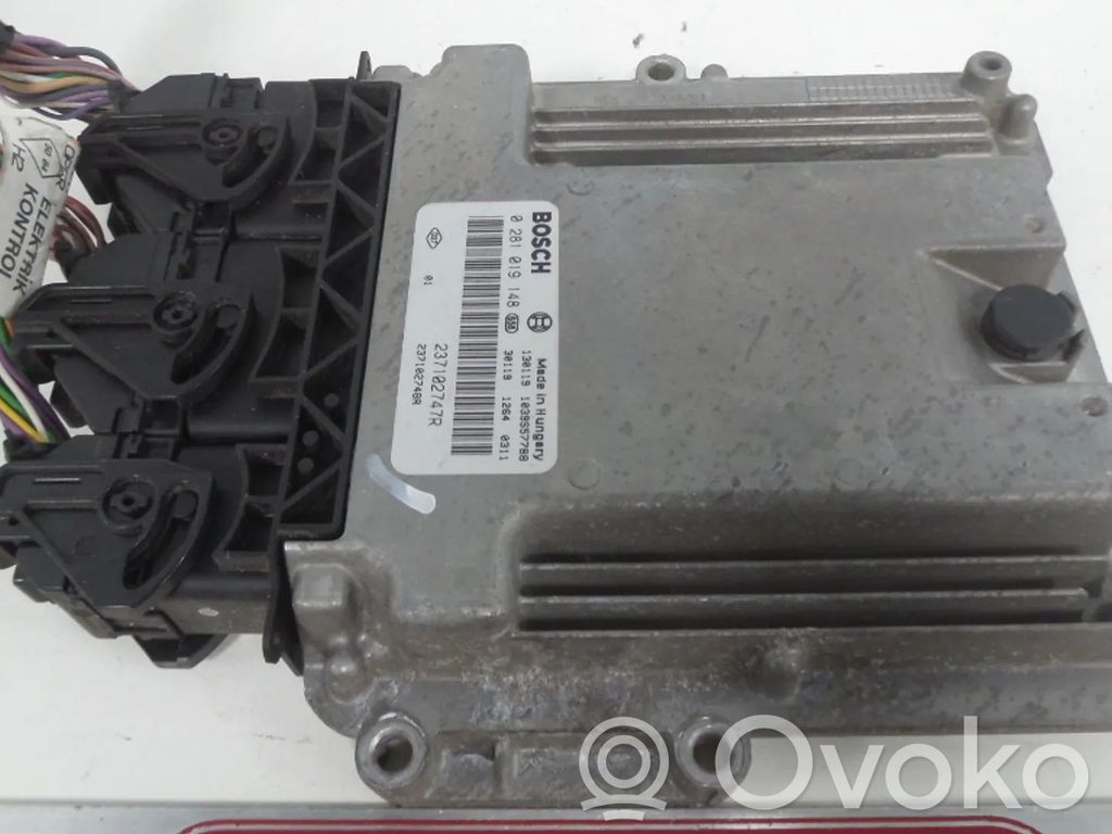Renault Clio IV Engine control unit/module 
