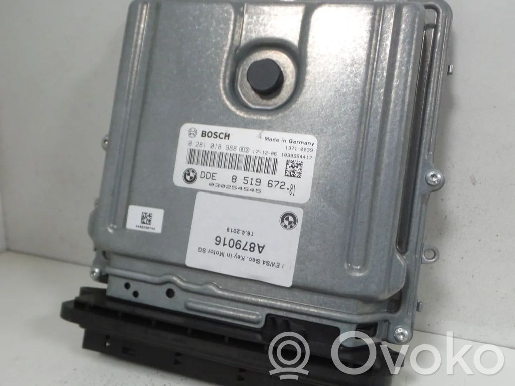 BMW 3 E90 E91 Variklio valdymo blokas 