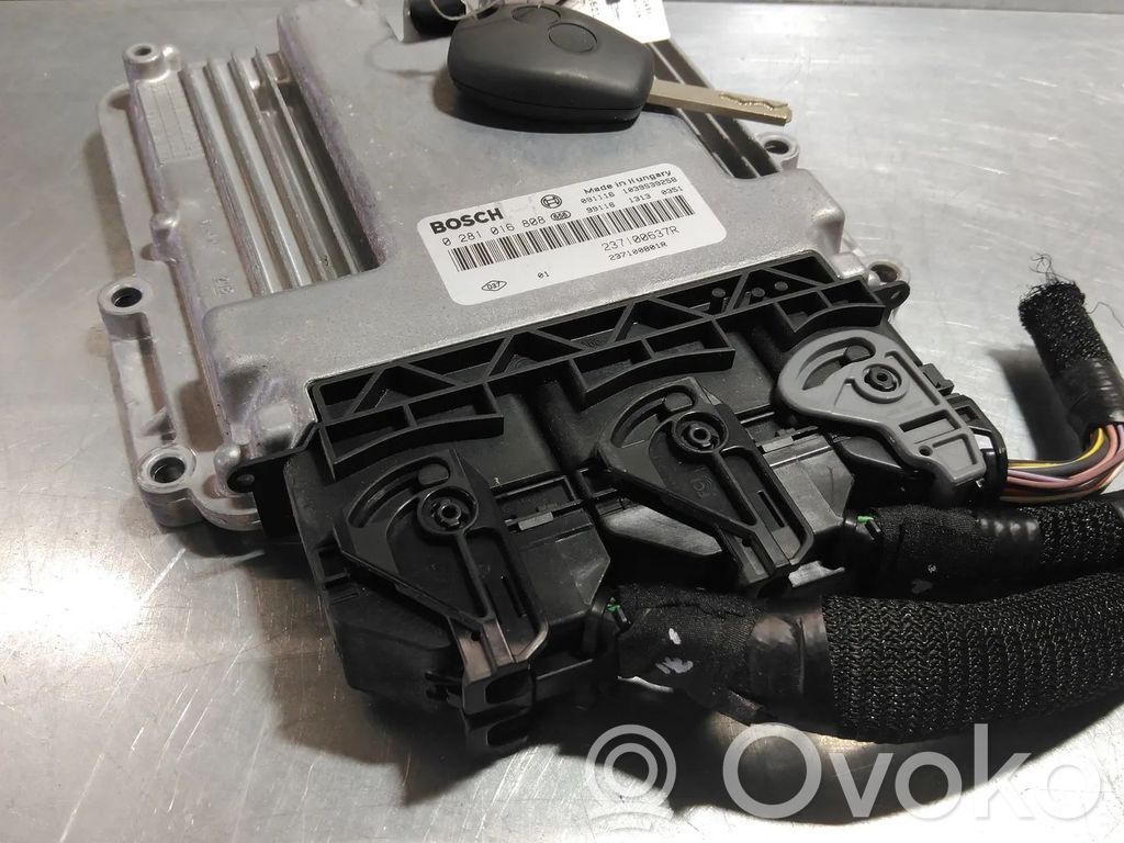 Renault Master III Engine control unit/module 