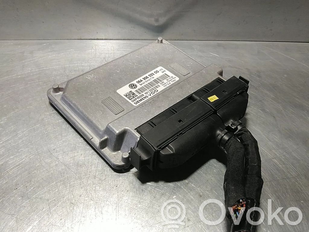 Volkswagen Golf V Engine control unit/module 
