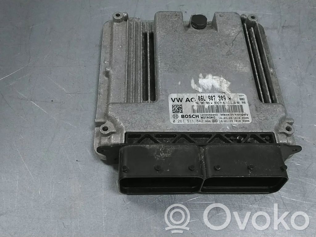 Audi A4 S4 B9 Engine control unit/module 