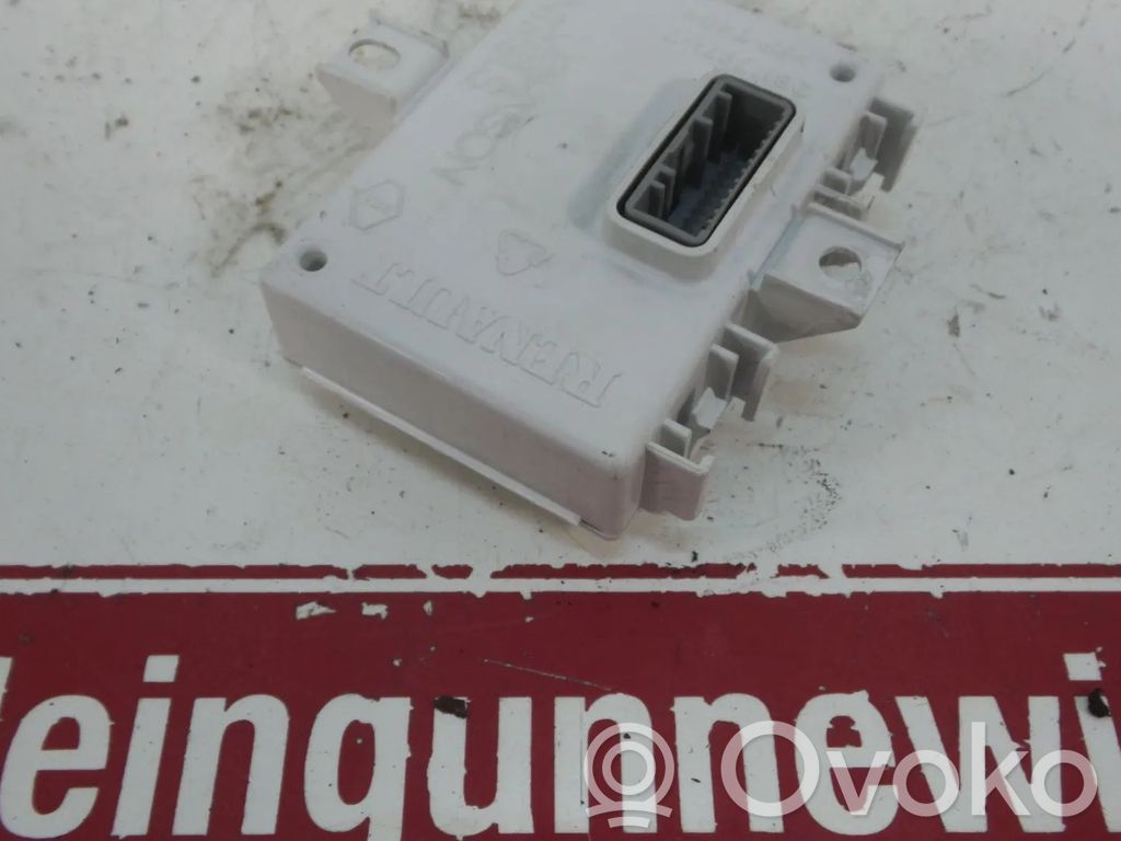 Renault Laguna III Citu veidu vadības bloki / moduļi 
