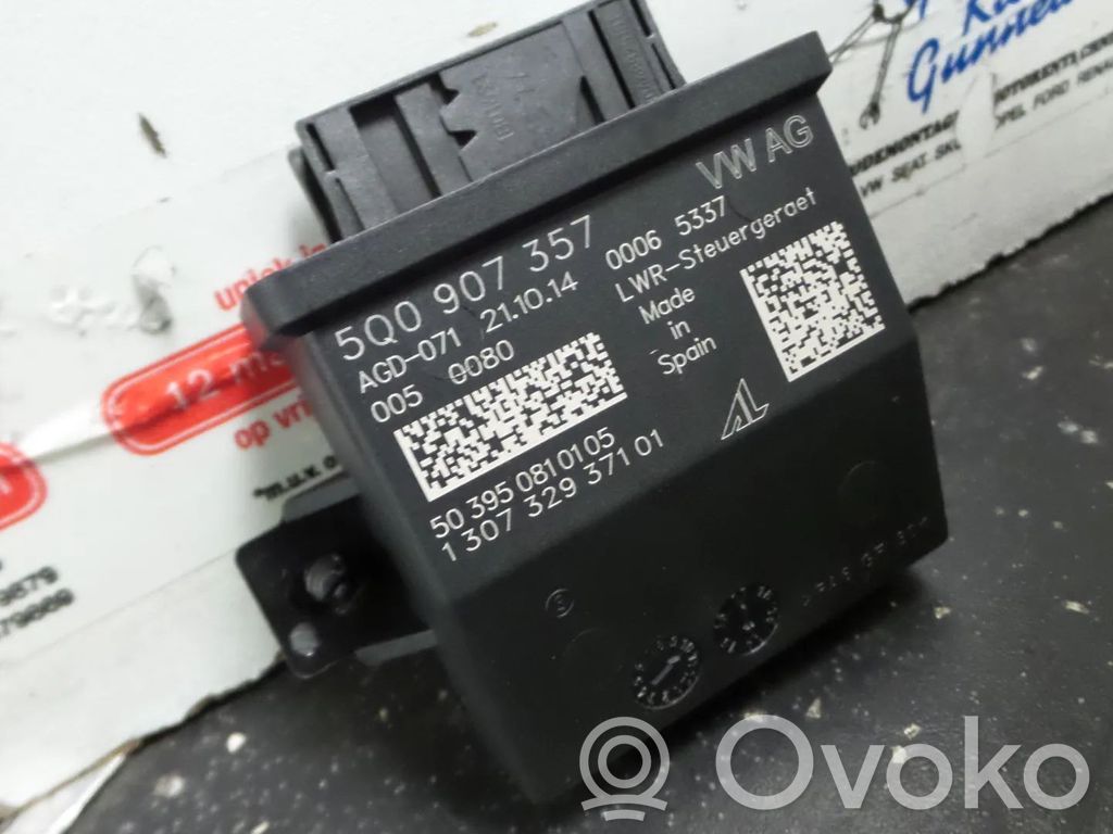 Light module LCM   5Q0907357