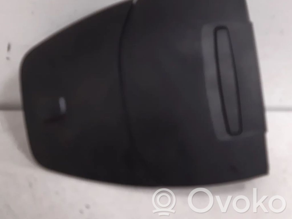 Ford Transit Courier Mantu nodalījuma komplekts 
