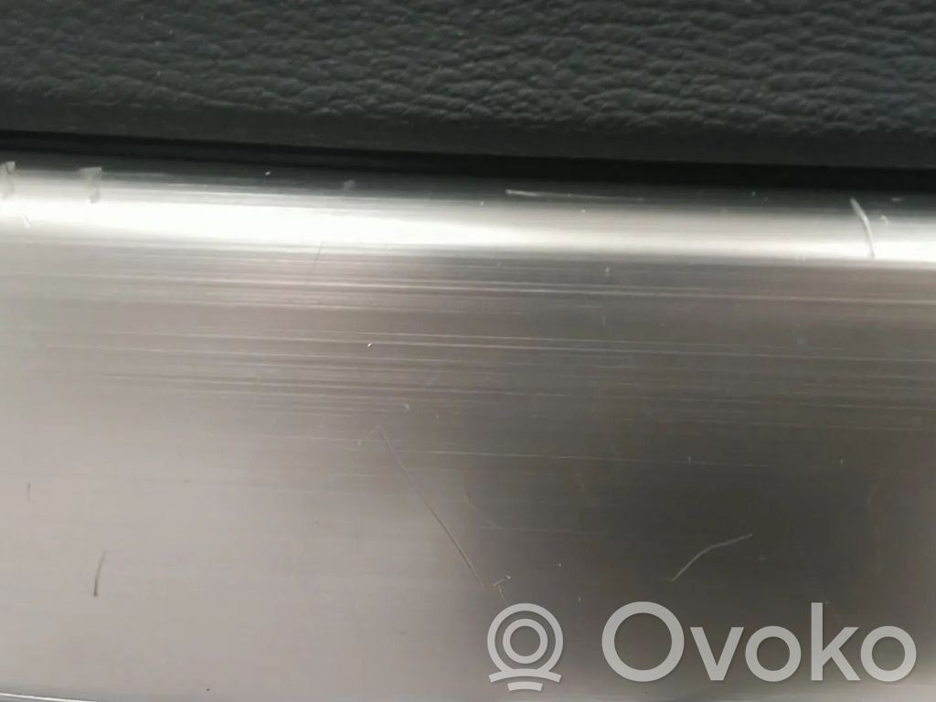 Handschuhfach komplett