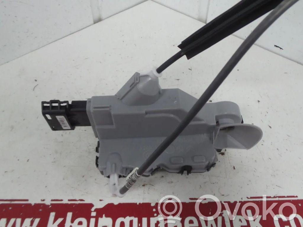 Front door lock   16943582
