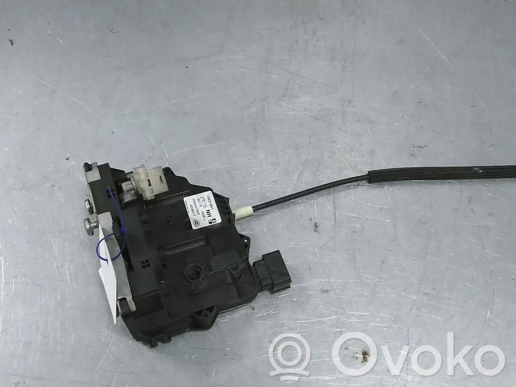 Opel Corsa E Priekšpusē slēdzene 