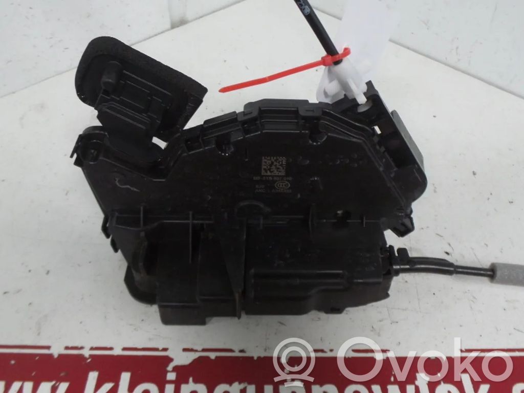Skoda Superb B8 (3V) Front door lock 