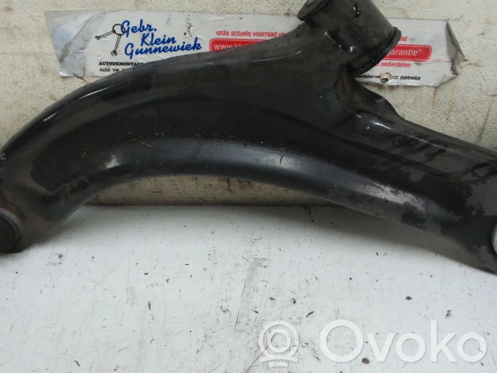 Front control arm   8200744091