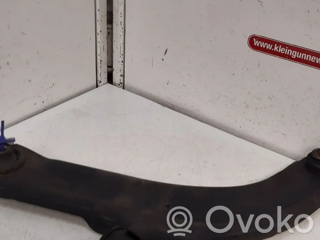 Front control arm   8200615057,8200346941,8200744091,8660005382