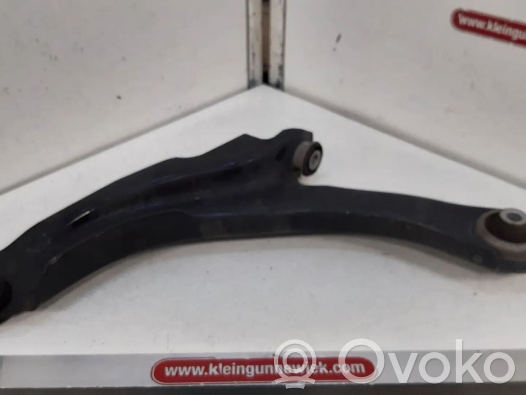Renault Clio IV Front control arm 