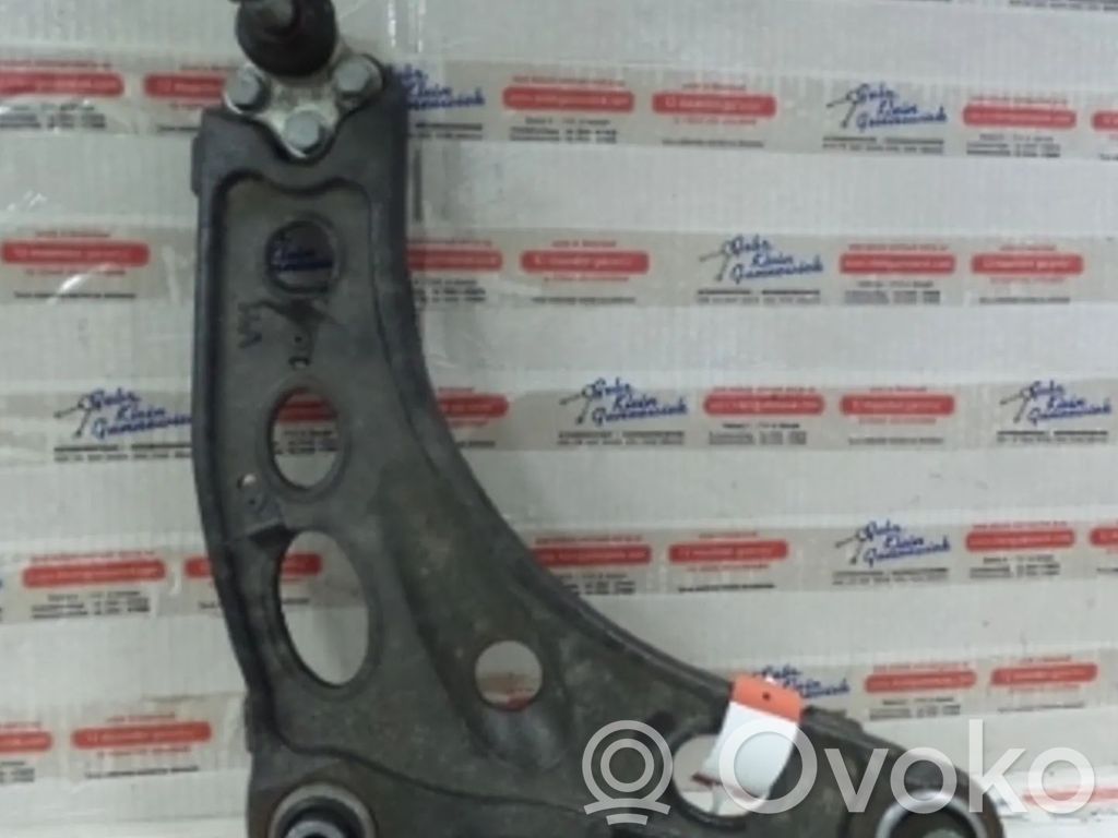 Renault Trafic III (X82) Dolny wahacz przedni 