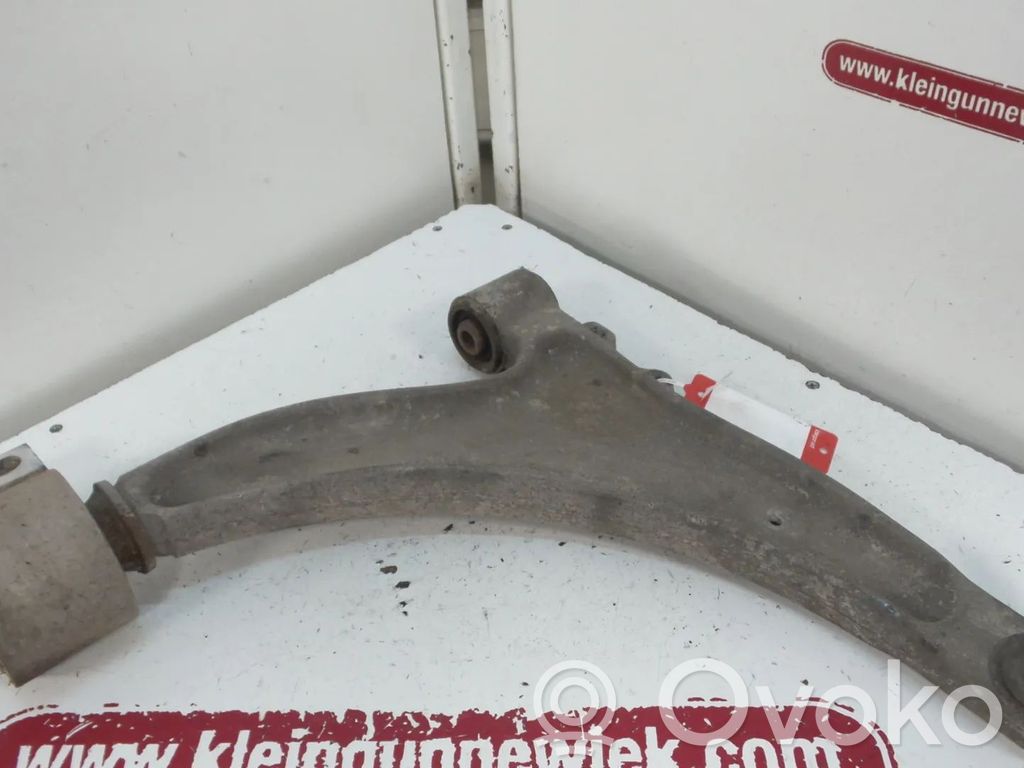 Opel Insignia A Dolny wahacz przedni 