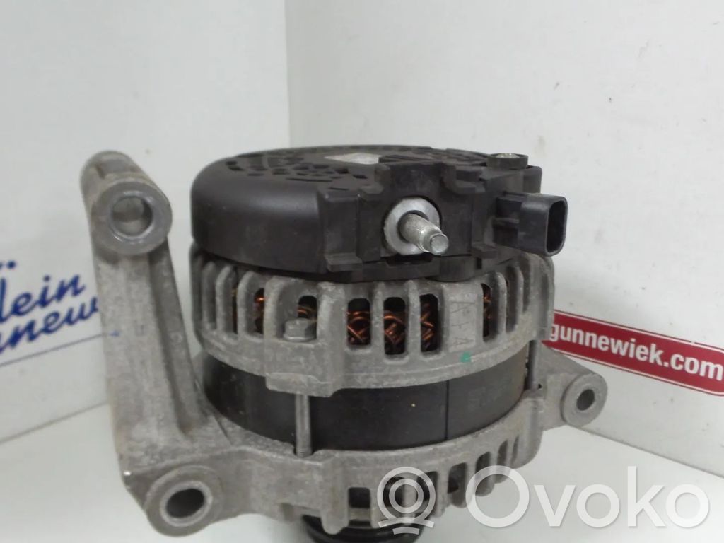 Vauxhall Astra K Ģenerators 