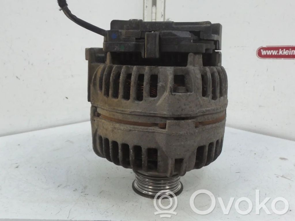 Opel Astra H Generatorius 