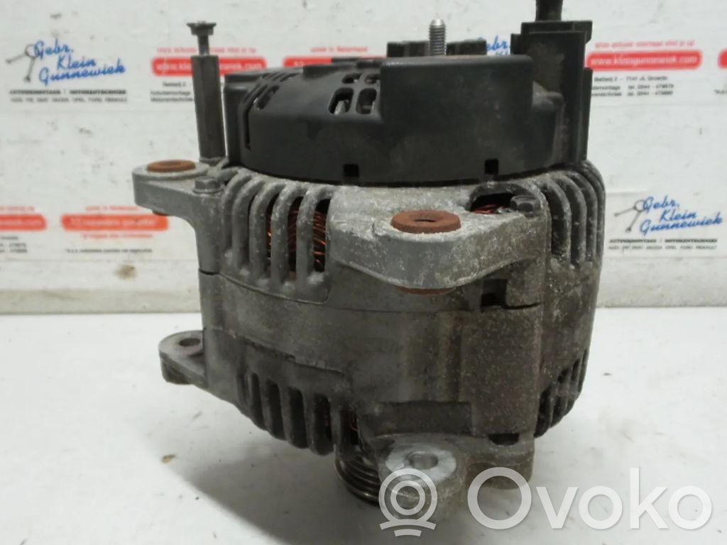 Volkswagen PASSAT B6 Alternator 